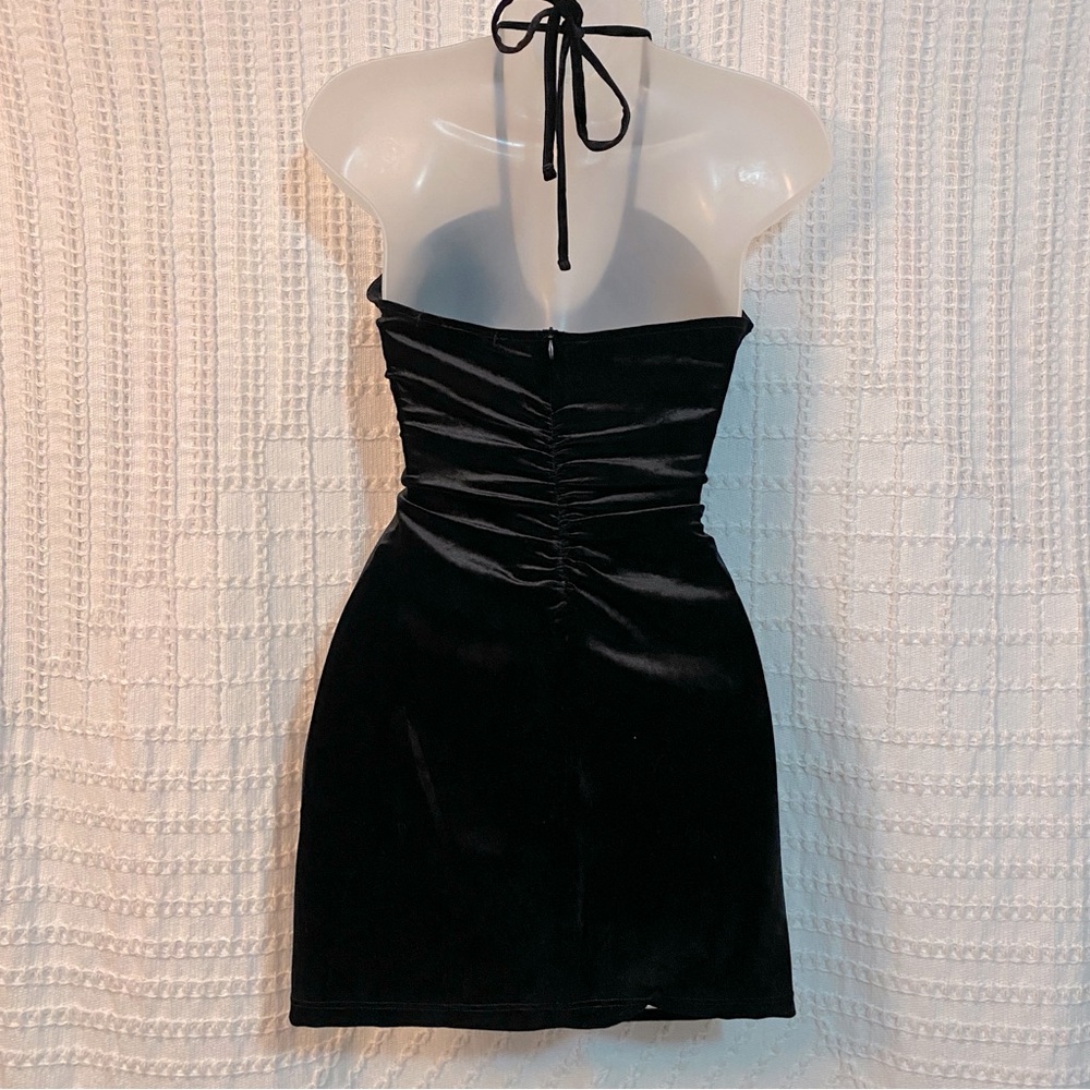 NWT Zara Black Velvet Halter Mini Dress, Size Small - Picture 2 of 4